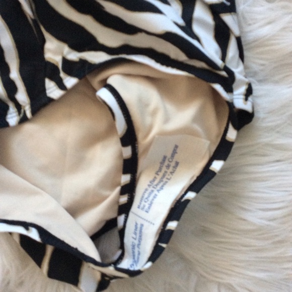 🔥SALE🔥 NWOT WHBM Zebra Print One Piece Swimsuit - Picture 6 of 7